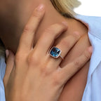 Les Petites Précieuses Blue Stone Ring