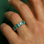 Les Petites Précieuses Green Onyx Eternity Ring detail